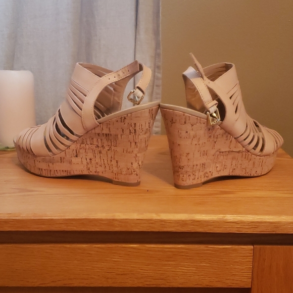 Cream cork wedges - Picture 3 of 3